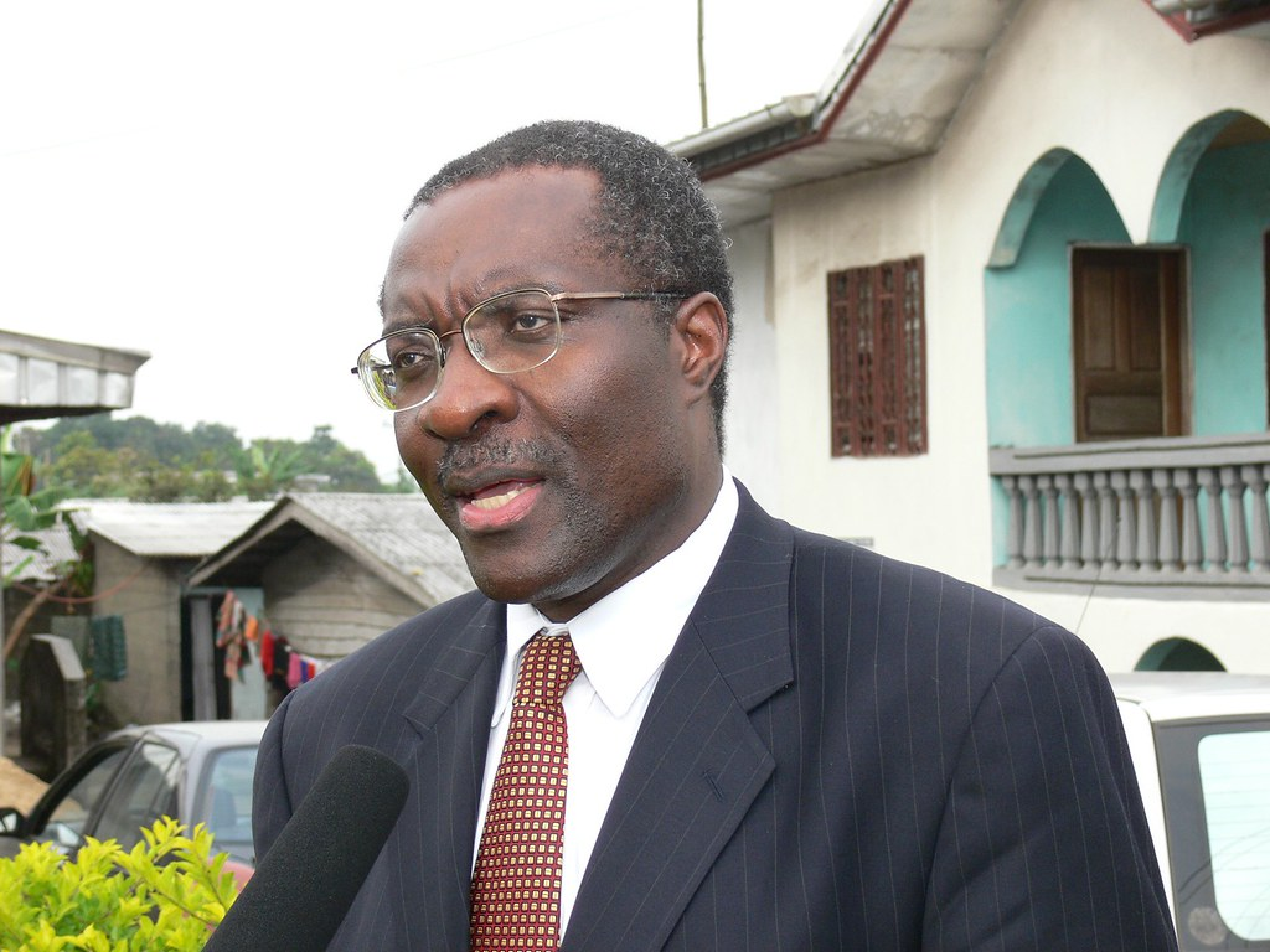 Chris Fomunyoh