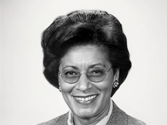 Hon.-Shirley-Robinson