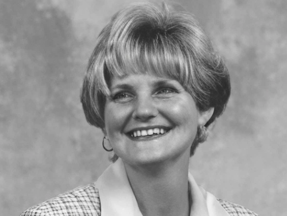 The-Hon.-Pat-Medley
