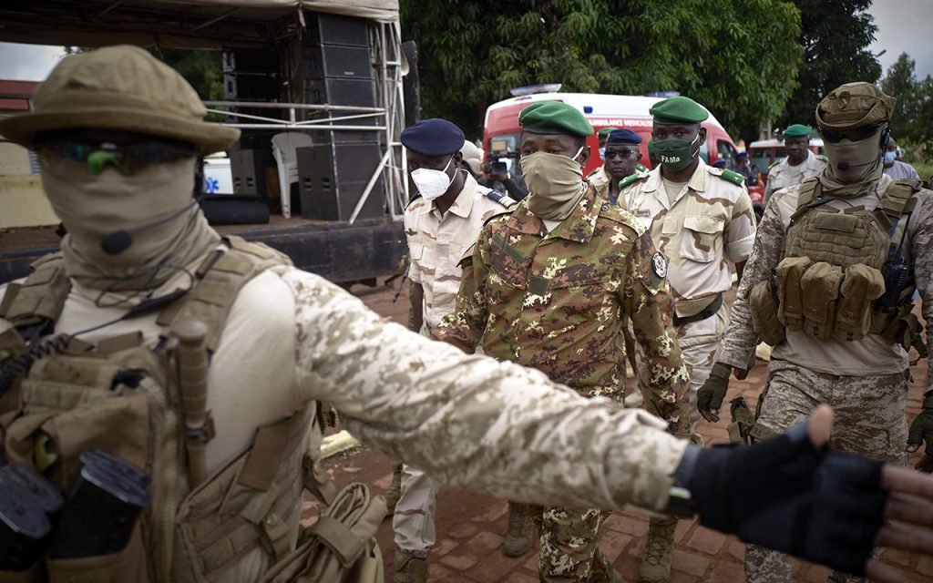 Assimi Go&rsquo;ta en septembre 2020, &agrave; Bamako &rdquo; MICHELE CATTANI/AFP