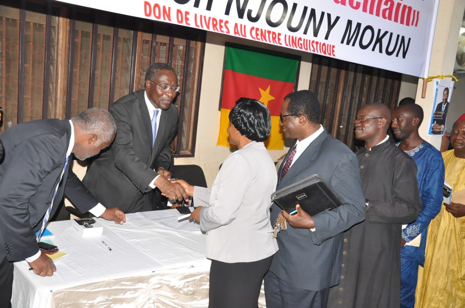 Dr. Fomunyoh during the book launch at the Bertoua Linguistic Center