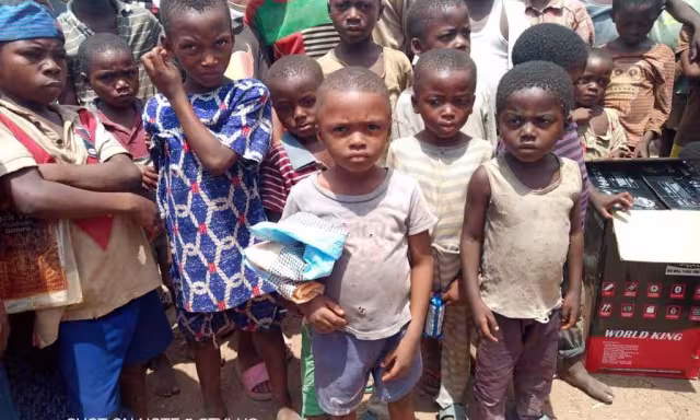 Visit to Anglophone refugees in Nigeria. Easter, April 2021